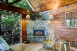 SPA PORCH WARMING GAS-LOG FIREPLACE